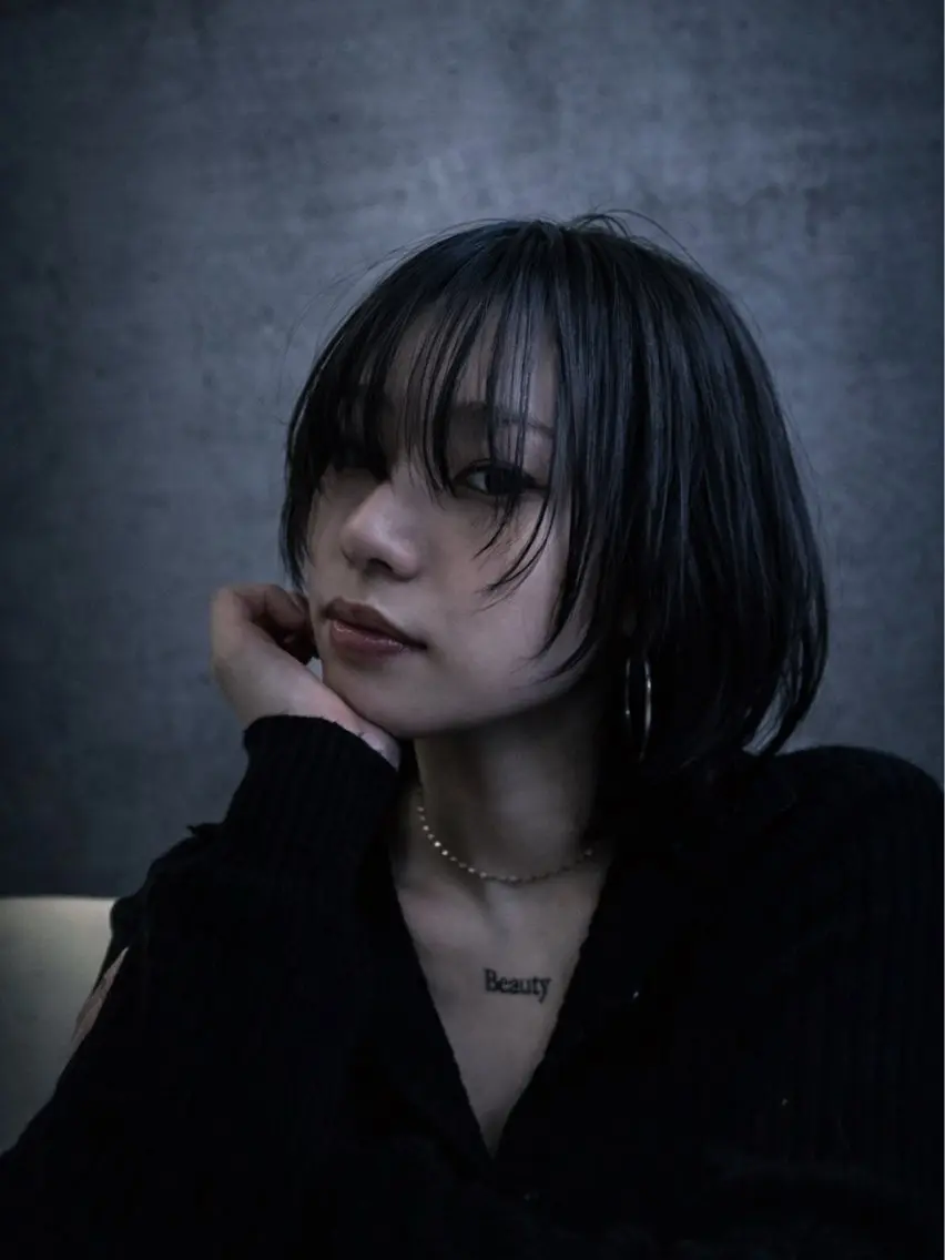 ショート レイヤーカット ショートヘア ウルフカット カット ヘアカラー ウルフカット🐺 /筒井謙登のヘアスタイル