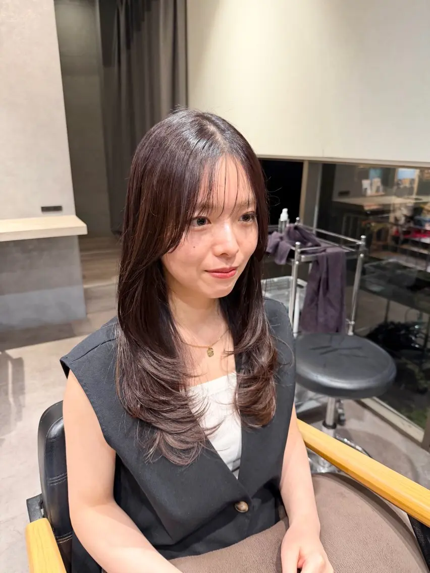 ミディアム カラー カット ヘアカラー 佐藤史哉* 韓国レイヤー赤み除去のヘアスタイル