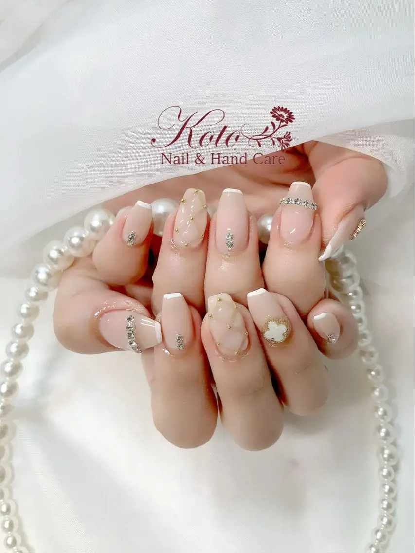 ネイル 長さ出し ジェルネイル 持ち込み ニュアンスネイル 赤色 ハンドネイル Nail Salon KOTOのネイルデザイン