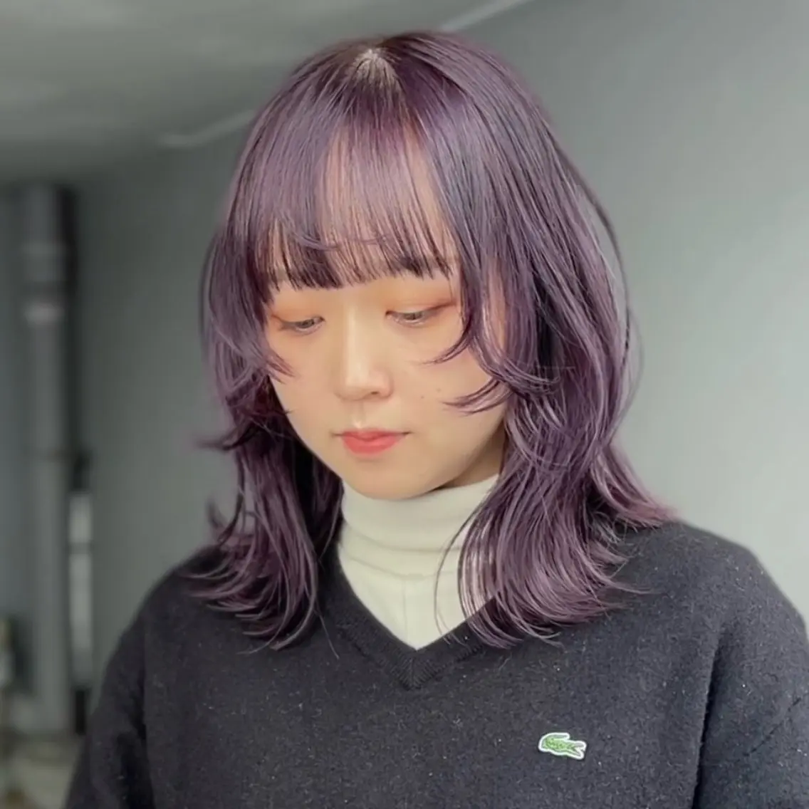 ミディアム カラー バイオレットカラー ウルフカット カット ヘアカラー トリートメント ムラ修正💎 艶髪ハイトーン💎のヘアスタイル