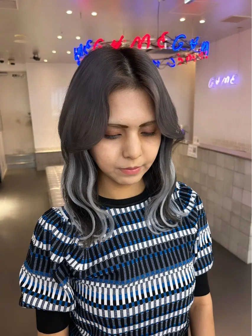 ミディアム ミディアムパーマ ボブ エクステ 外国人風カラー 卒業式のヘアスタイル ヘアカラー MiRI💜地毛級 エクステ✖似合わせ技のヘアスタイル