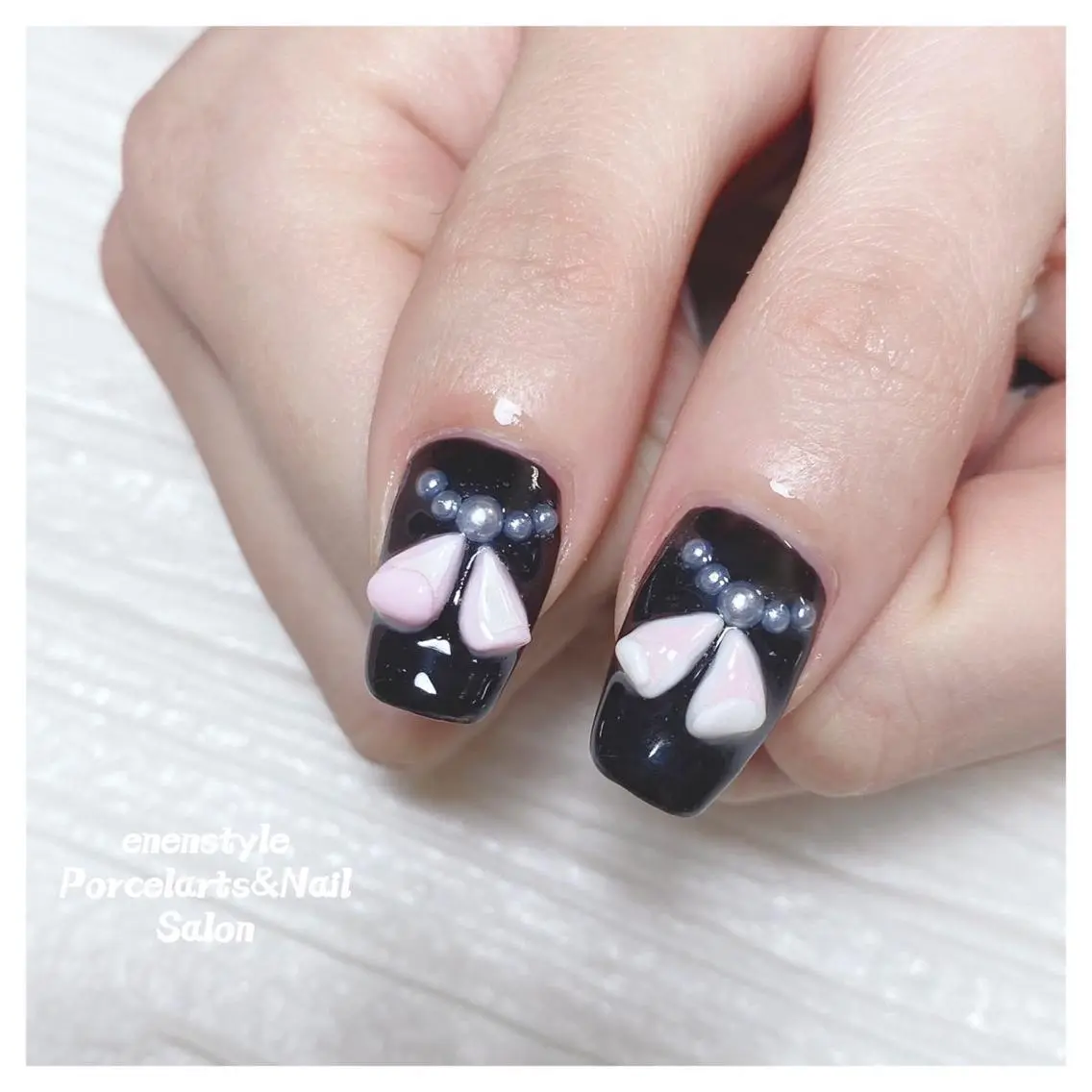ミディアム ネイル アイブロウ ハンドネイル 🐾enen style 🐾のネイルデザイン
