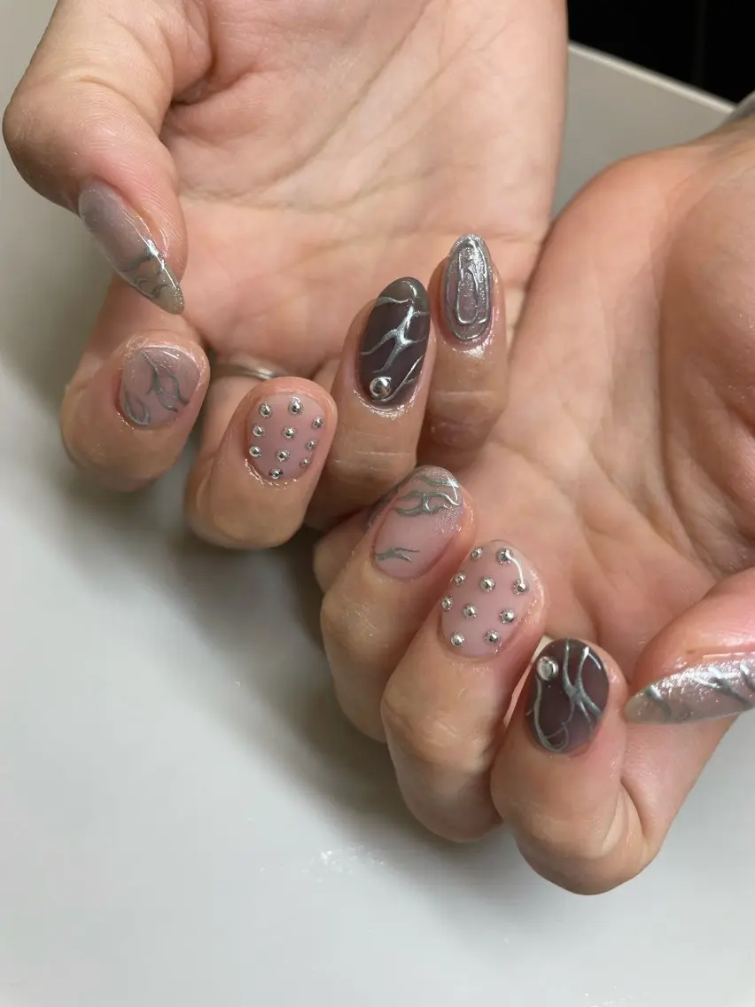 ネイル ハンドネイル Hisaka Mikiのネイルデザイン