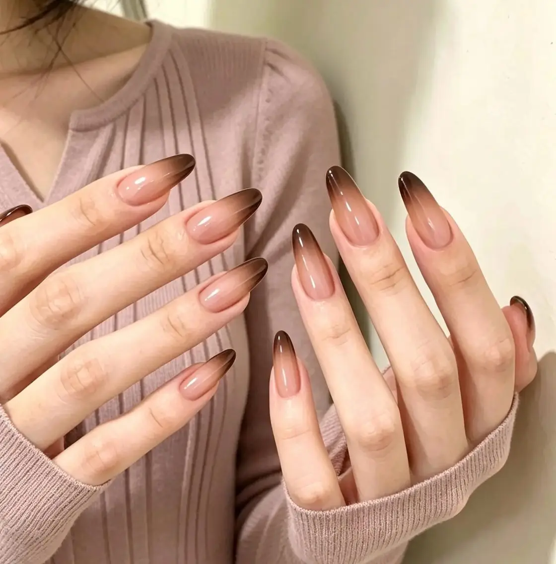 ネイル フレンチネイル ラメ(グリッター) ラメグラデーション マグネットネイル 持ち込み ハンドネイル Unicorn Nail原宿表参道のネイルデザイン