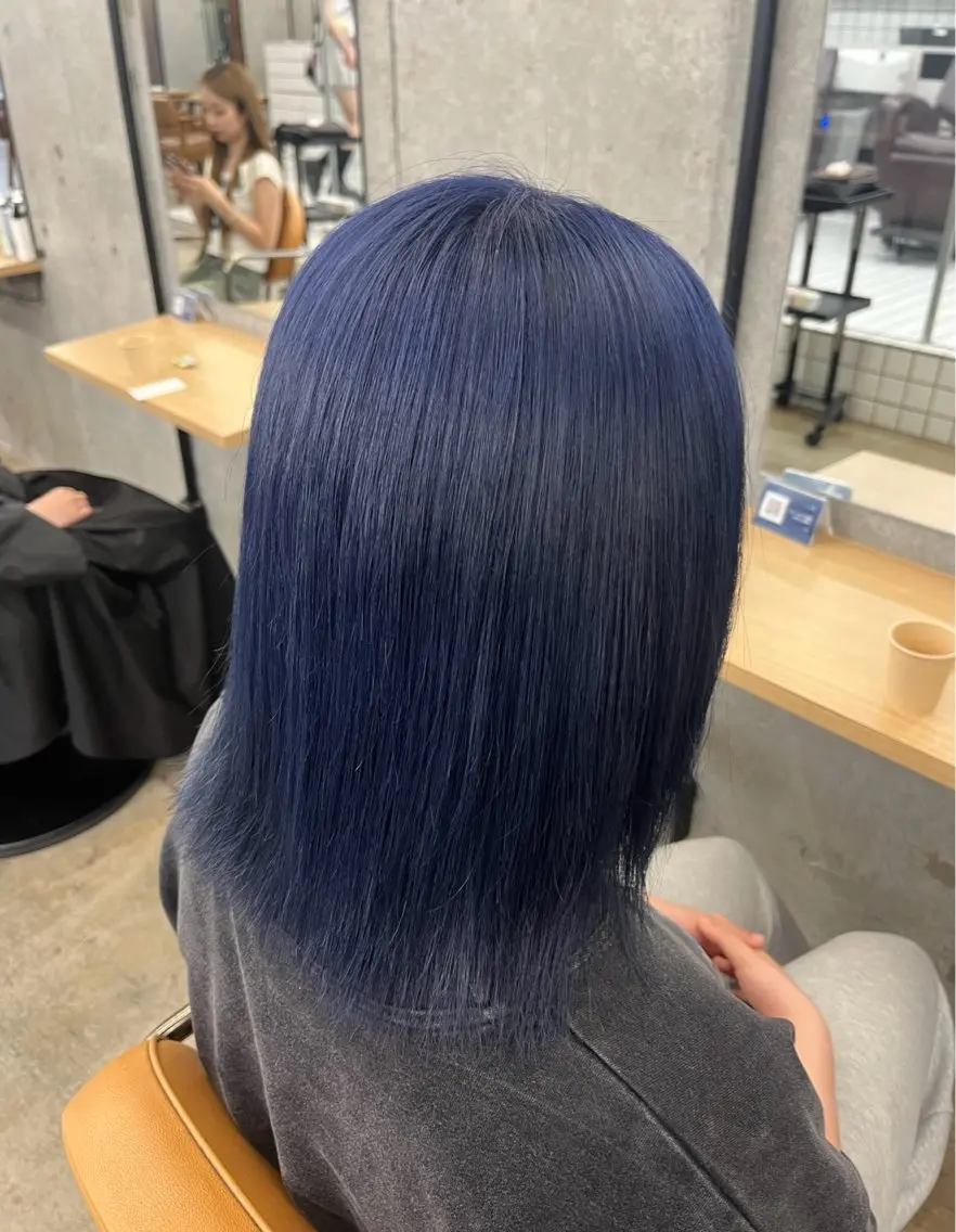 カラー ヘアカラー トリートメント ブリーチカラー×艶 🍨mihoのヘアスタイル