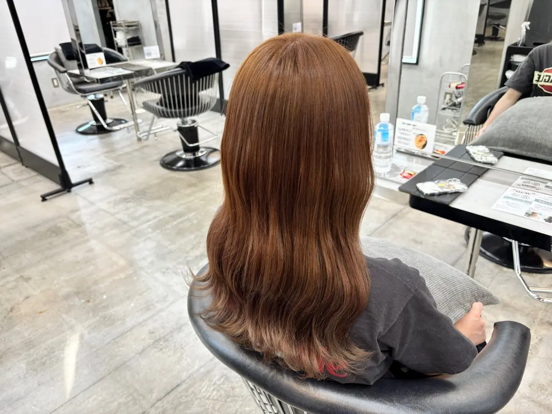 ロング カラー ブラウンカラー マロンブラウン 🌷艶感カラー🌷 富施 優花のヘアスタイル