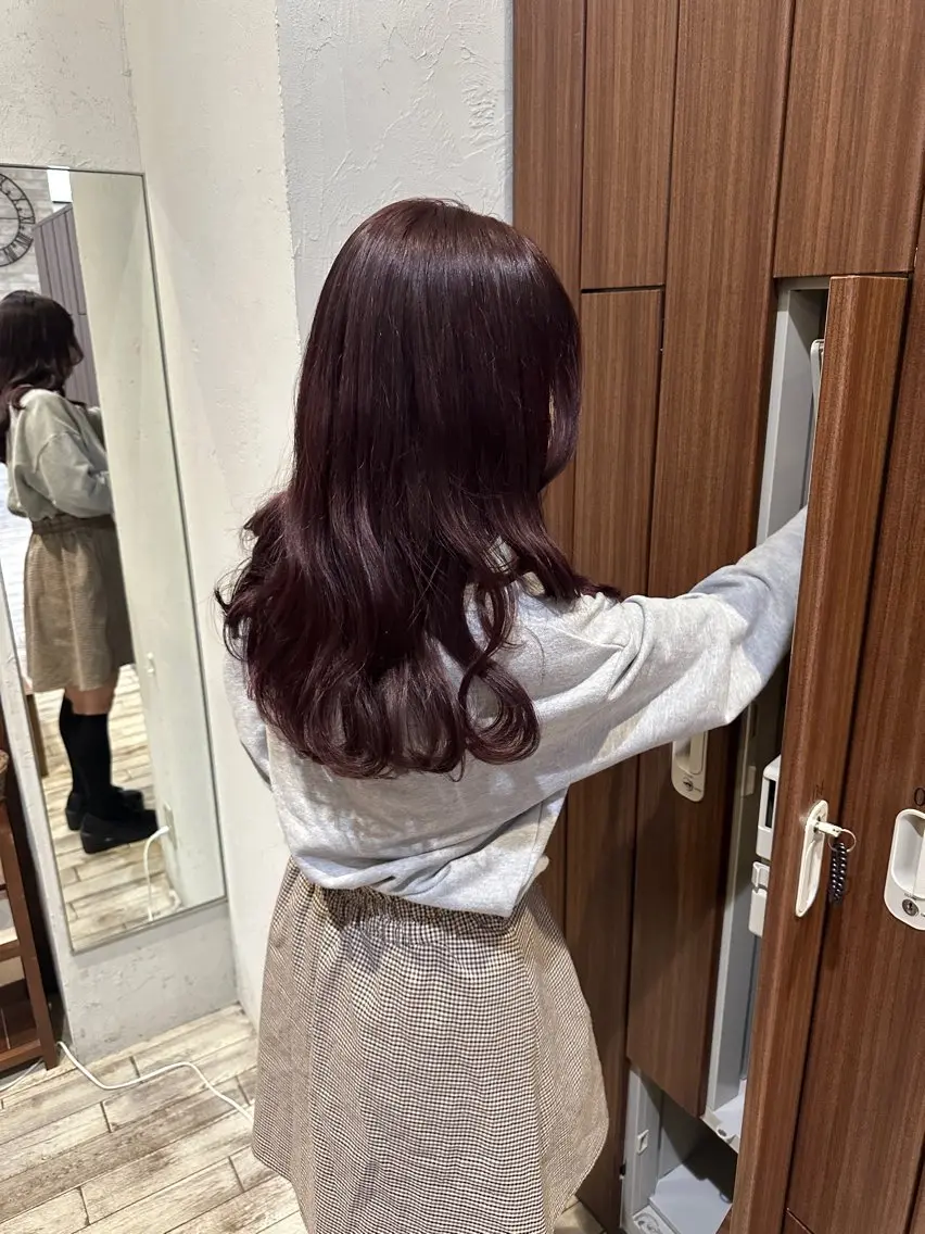 セミロング カラー ラベンダーカラー ピンクカラー ピンクラベンダー 丸山 心 / 艶カラーのヘアスタイル