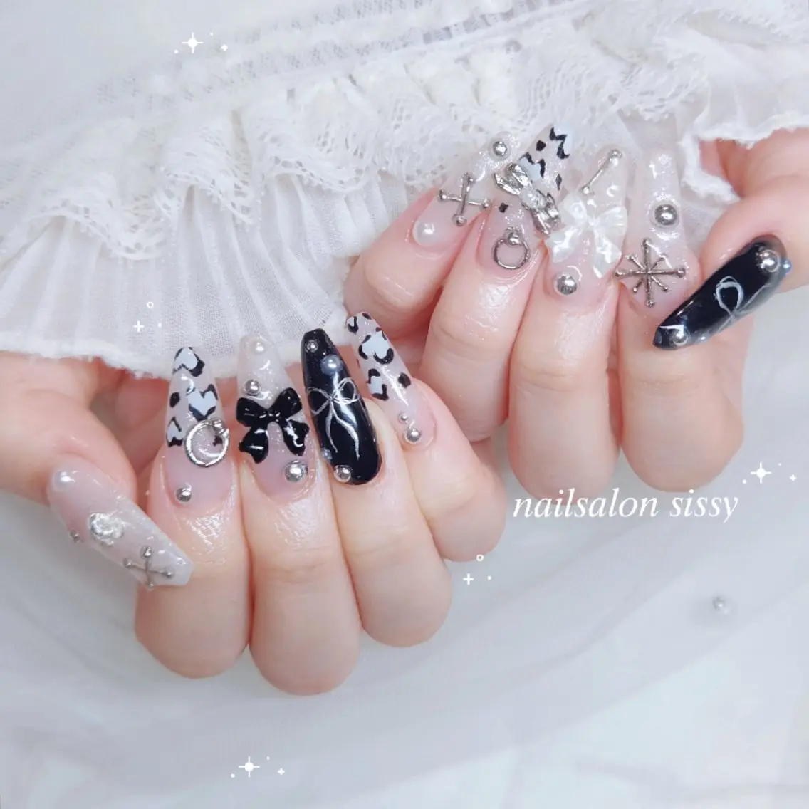 ネイル ハート ハンドネイル sissy hatsuneのネイルデザイン