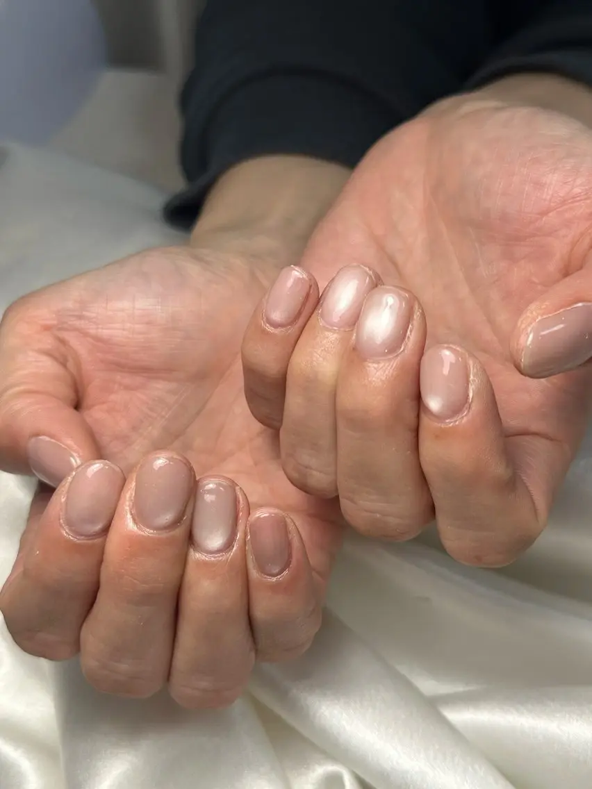 ネイル オーロラネイル 桜ネイル フラワーネイル フットネイル フレンチネイル ハンドネイル kiki nail たまプラーザのネイルデザイン