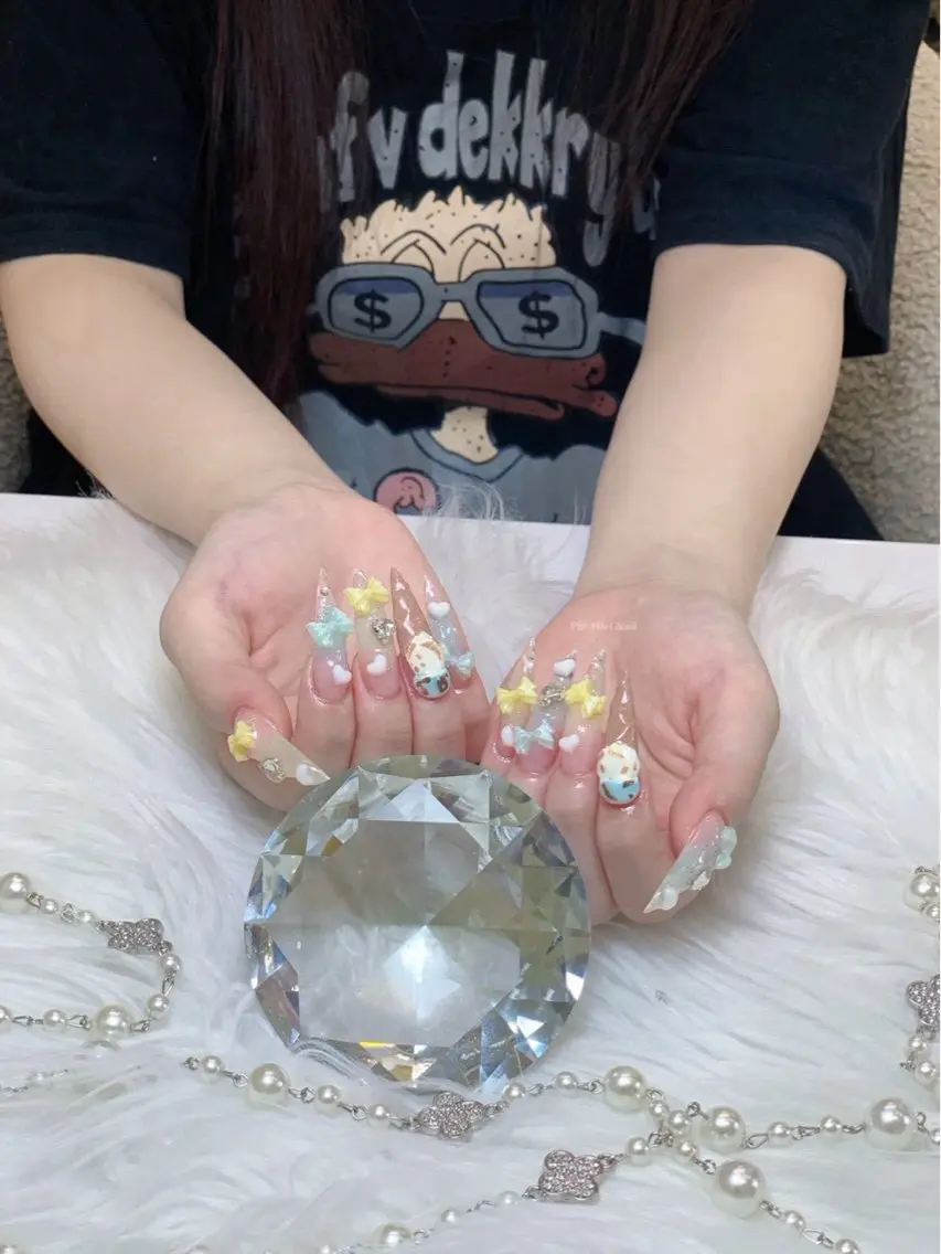 ネイル ハンドネイル HANA 長さだしのネイルデザイン