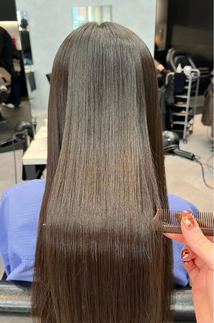 ロング パーマ カット 縮毛矯正 🦩レイヤー|透明感 カラー🦩makoのヘアスタイル