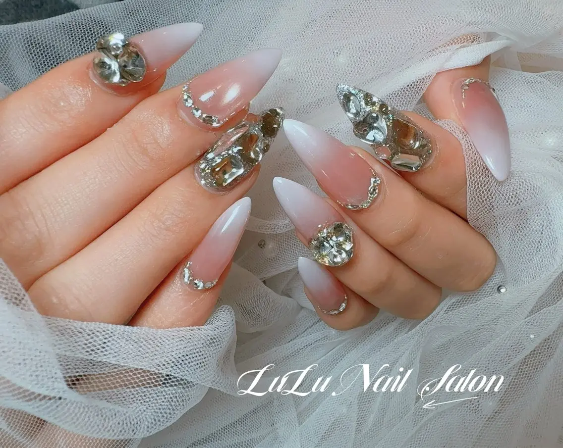ネイル ハンドネイル LU LU NailSalonのネイルデザイン