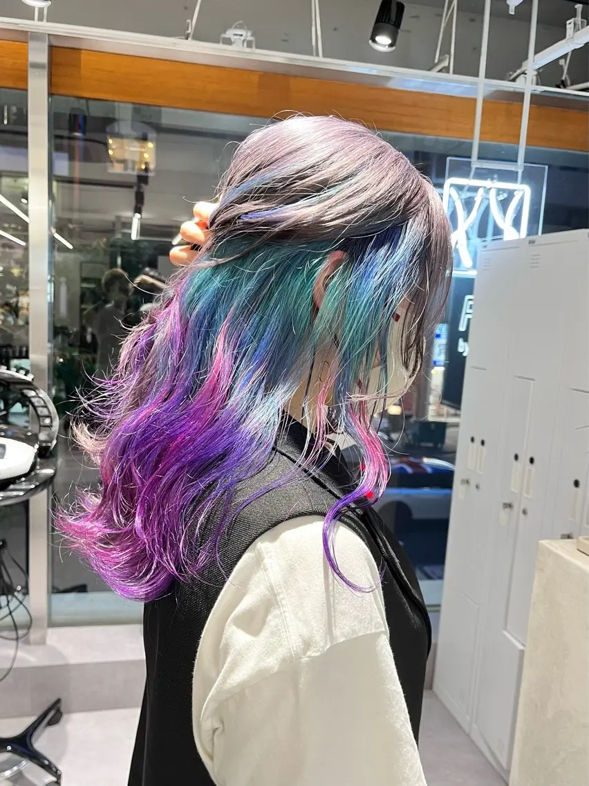 ミディアム カラー デザインカラー ダブルカラー ハイトーンカラー インナーカラー ボブ ヘアカラー デザインカラー 小西勇次のヘアスタイル