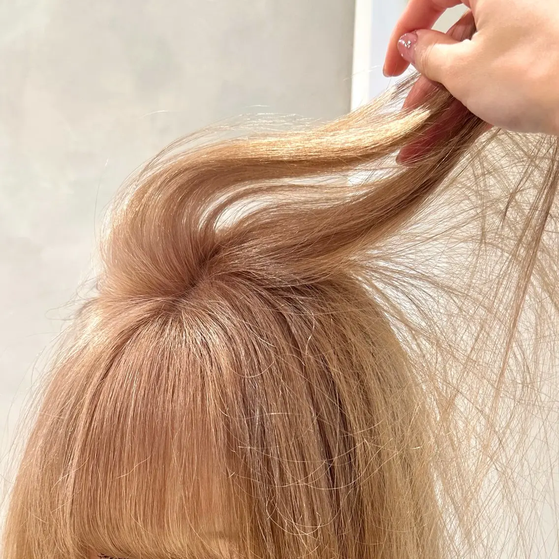 カラー ベージュカラー ブリーチ ミルクティーベージュ カット ヘアカラー トリートメント 可愛いベージュ作る 美容師/あかね🧸のヘアスタイル