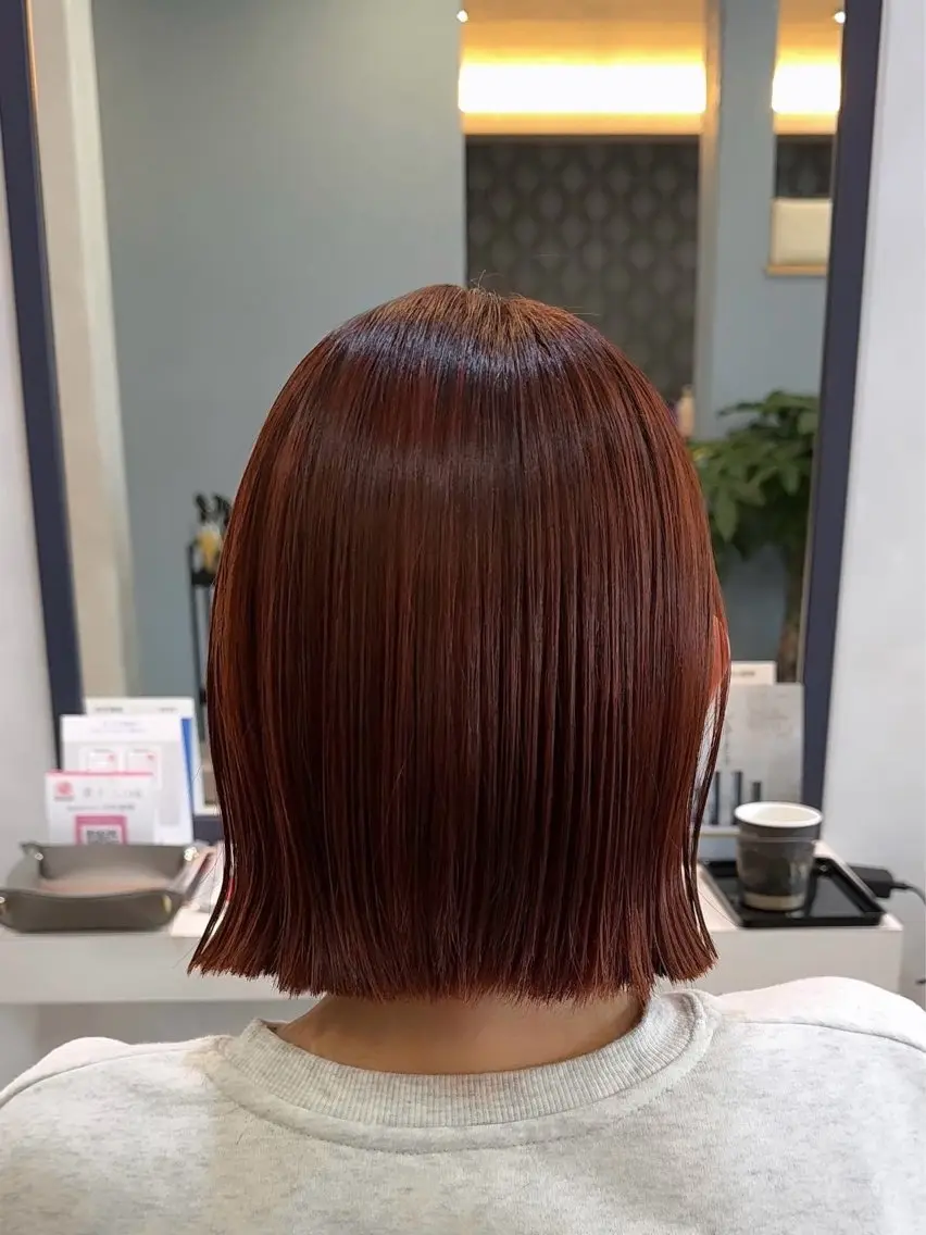 ショート カラー ブリーチ ケアブリーチ デザインカラー ハイライトカラー ハイトーンカラー ヘアカラー トリートメント 髪のお悩みお任せ ください坂 要司のヘアスタイル