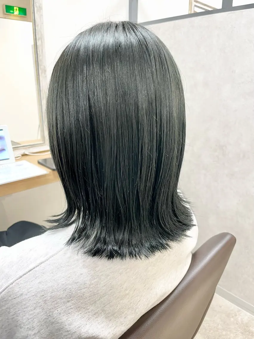 【透明感&艶髪】イルミナorアディクシーカラー+カットの写真