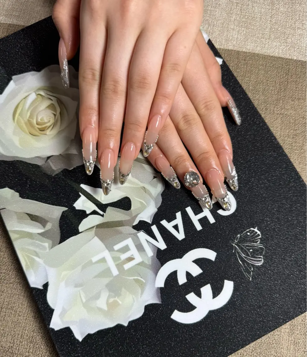 ネイル ハンドネイル U.mi Nail Salonのネイルデザイン