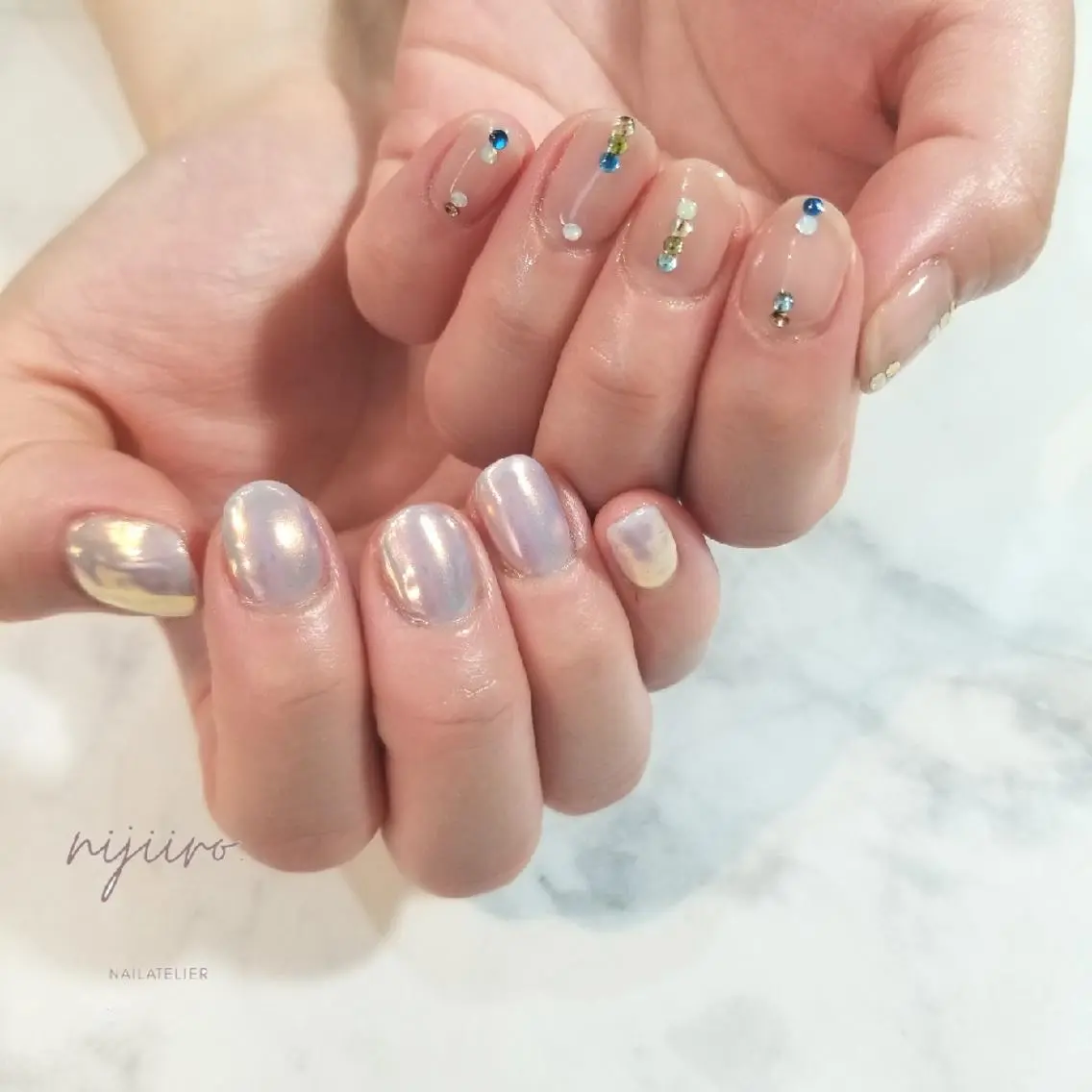 ネイル ミラーネイル ストーンネイル ハンドネイル nijiiro🌈 サトウのネイルデザイン