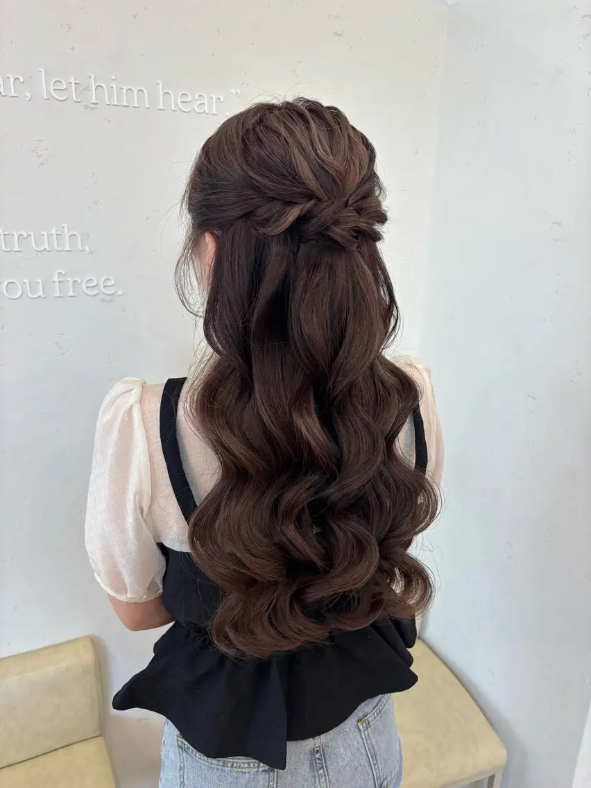 ハーフアップ🪄なりたいイメージに合わせて可愛くお仕上げします💞ハーフツイン、カチモリなども対応可能です！の写真