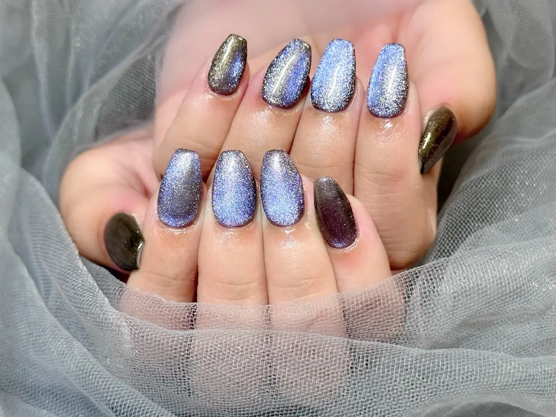 ネイル ブルー マグネットネイル ハンドネイル Nail Salon KURELLYのネイルデザイン