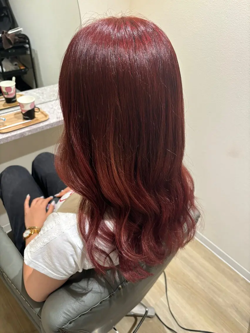 ロング カラー ブリーチ ダブルカラー ブリーチなしカラー レッドカラー 中田 渚のヘアスタイル
