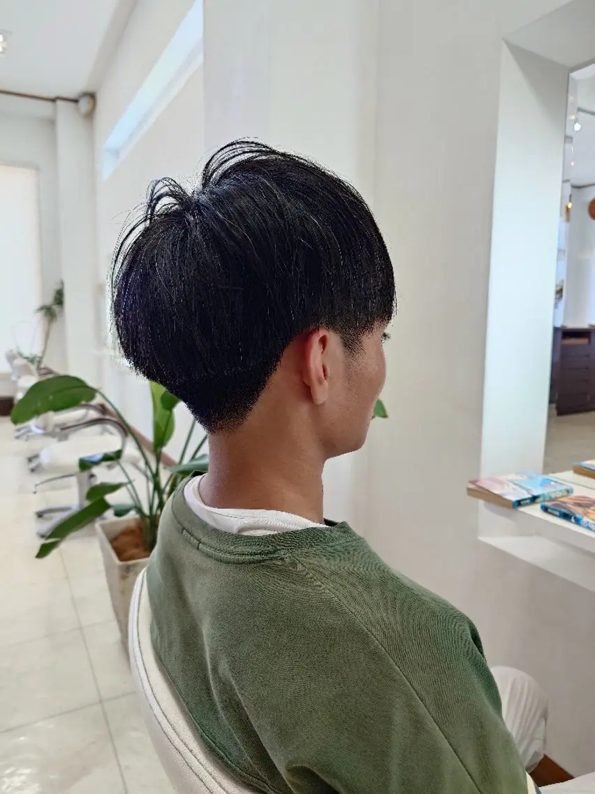 メンズ 刈り上げ カット ｷﾝｼﾞｮｳ ｴﾅﾐのヘアスタイル