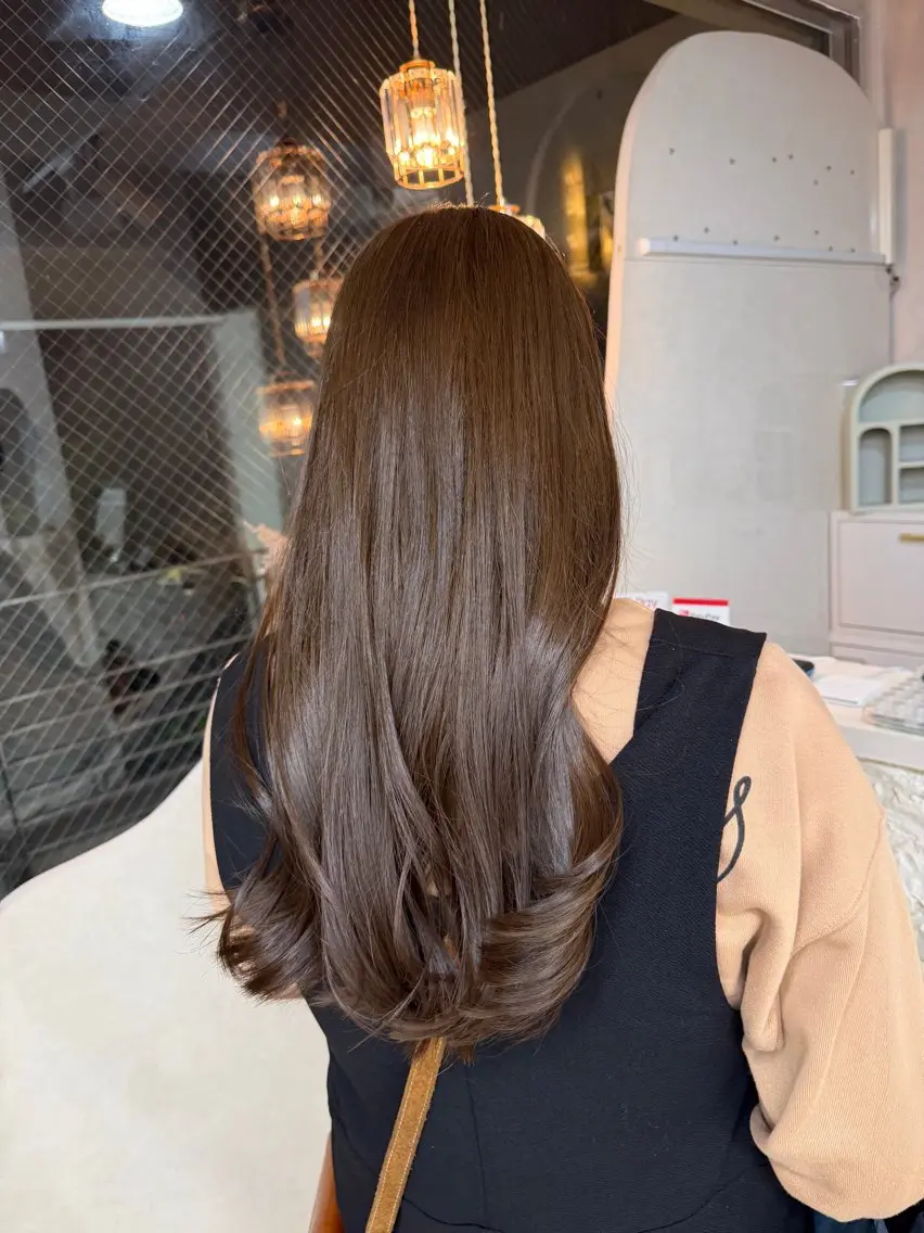 ロング カラー ベージュカラー 透明感カラー ヘーゼル ヘアカラー トリートメント XELM 🤎 Kannaのヘアスタイル