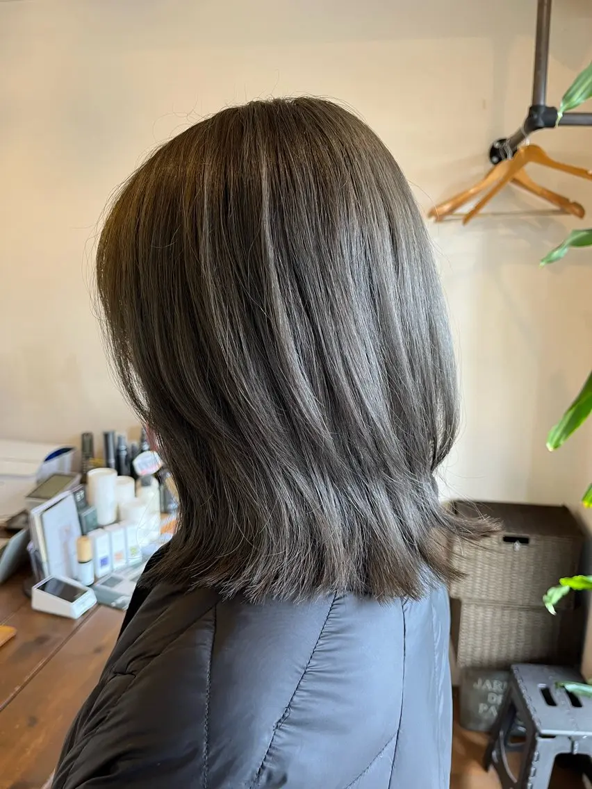 ミディアム カラー カット ヘアカラー トリートメント AKALA HAIR 西宮店　Juriのヘアスタイル