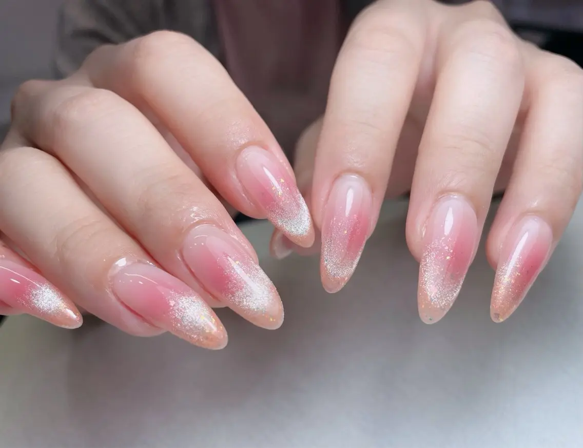 ネイル アートネイル 長さ出し フレンチネイル ジェルネイル ガーリー 中野駅から2分 MEO NAILのネイルデザイン