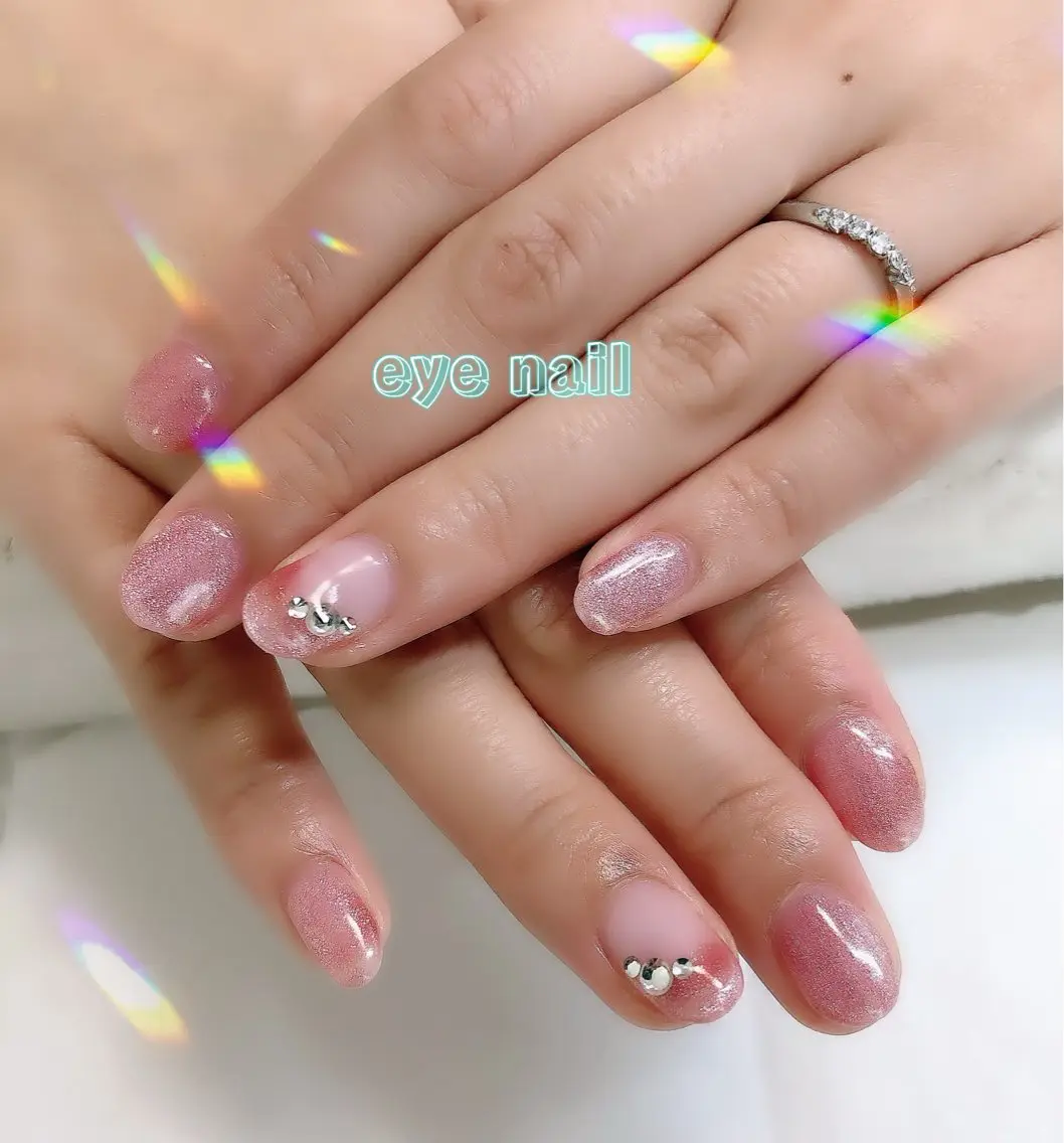 ネイル クリアネイル フレンチネイル ラメ(グリッター) マグネットネイル ピンク Eye nailのネイルデザイン