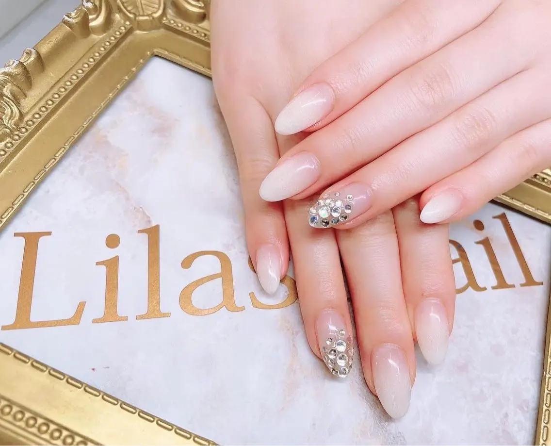 ネイル ジェルネイル グラデーション ハードジェル キラキラネイル ラメ(グリッター) Lilas Nailのネイルデザイン