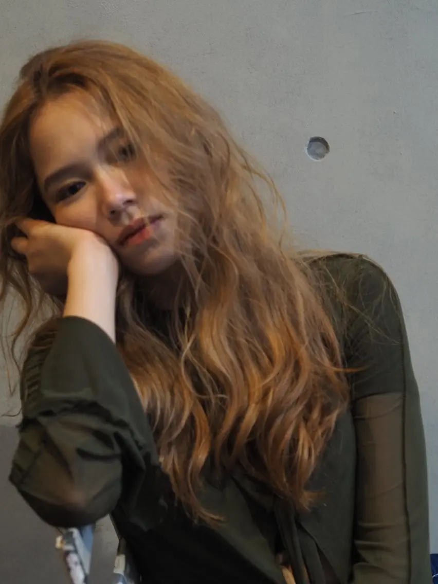 ロング カラー カット ヘアカラー Moca 〰️のヘアスタイル
