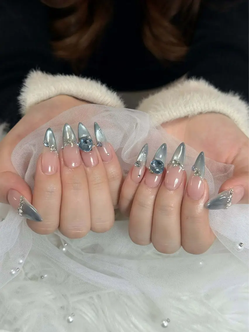 ネイル オーロラネイル ボルドー ブラウン 氷ネイル・うるうるネイル キラキラネイル Julli NailStudioのネイルデザイン