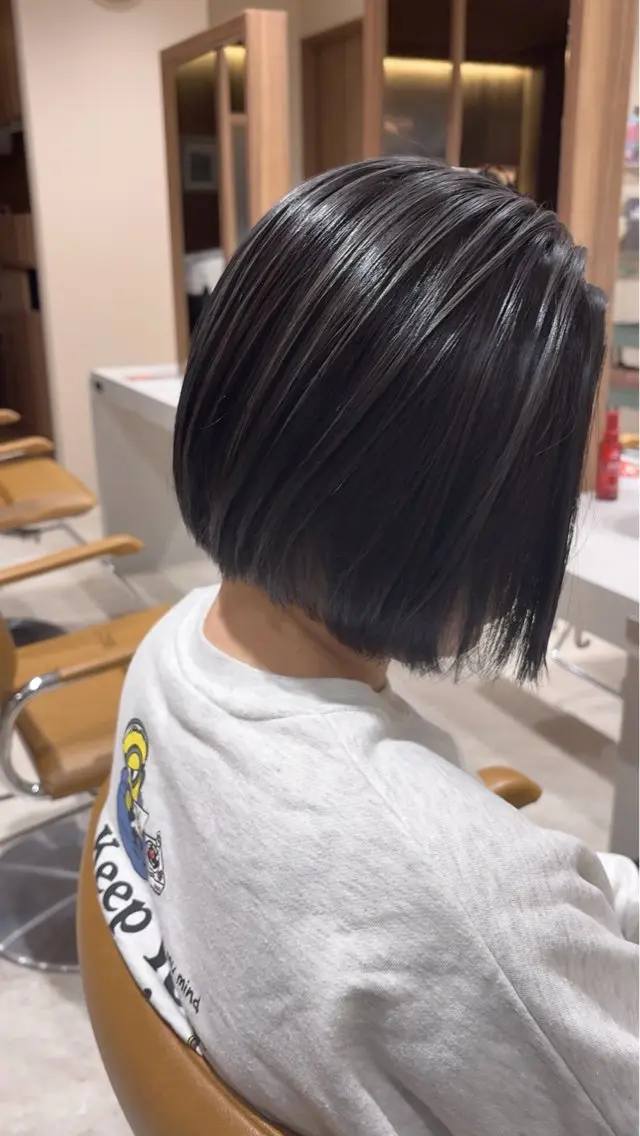 ミディアム カラー カット ヘアカラー トリートメント 【透明感カラー】/ 【レイヤー】保坂拓也のヘアスタイル