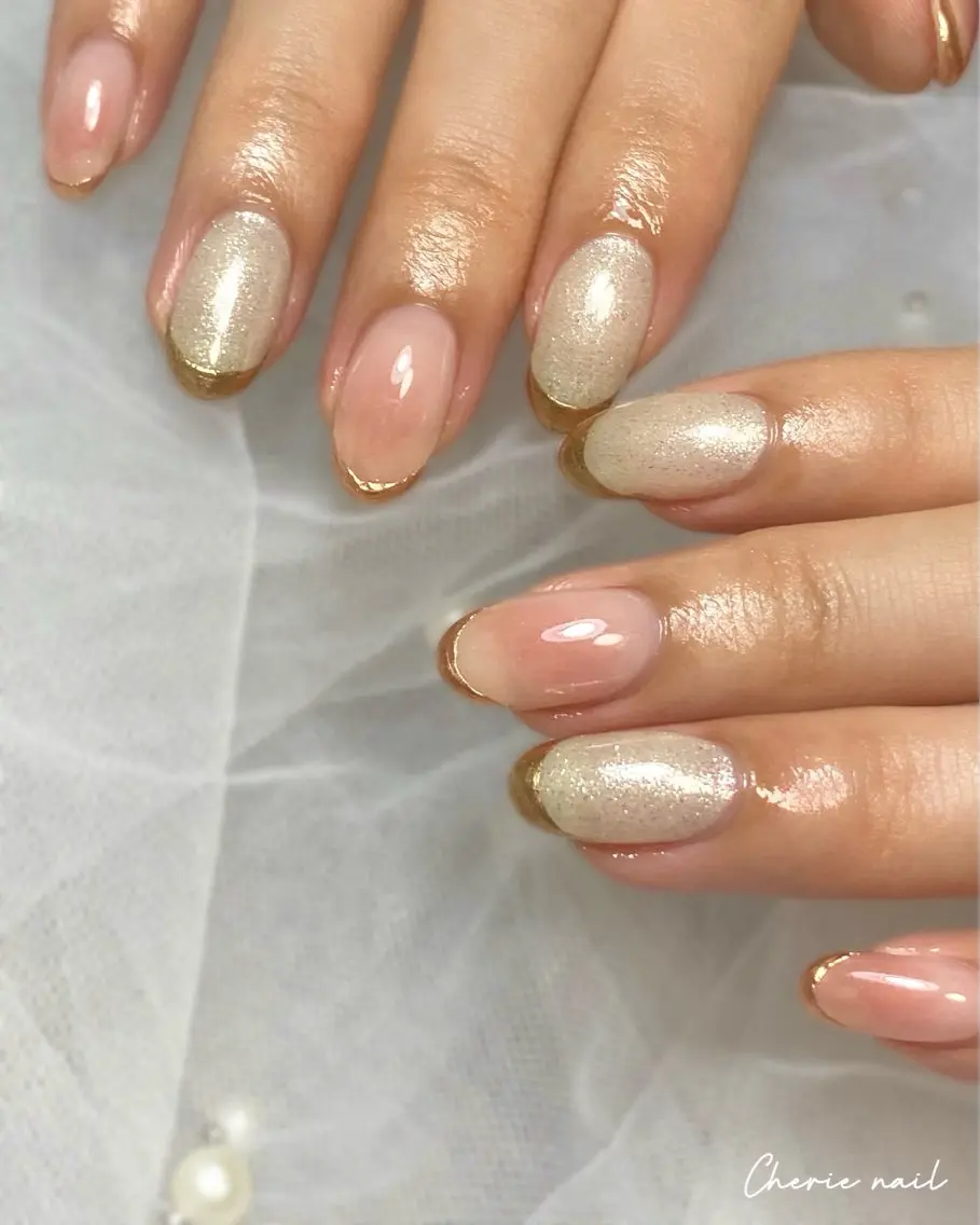 ネイル ジェルネイル ラメ(グリッター) ミラーネイル ニュアンスネイル オフィスネイル ハンドネイル Cherienail yunaのネイルデザイン