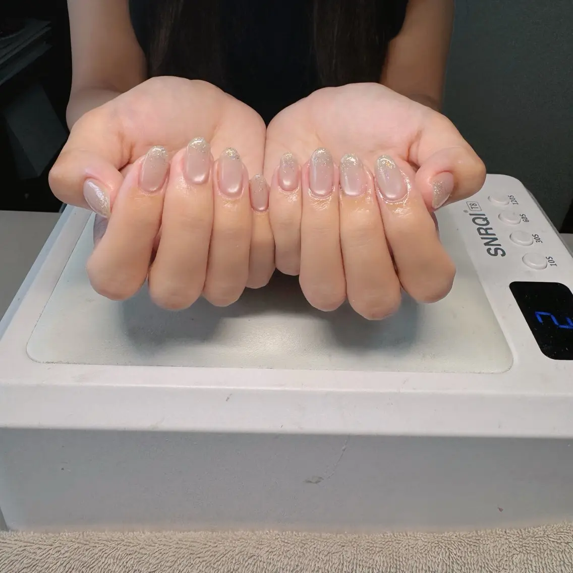 ネイル チークネイル フレンチネイル グラデーション 韓国ネイル マグネットネイル Hana Nailのネイルデザイン
