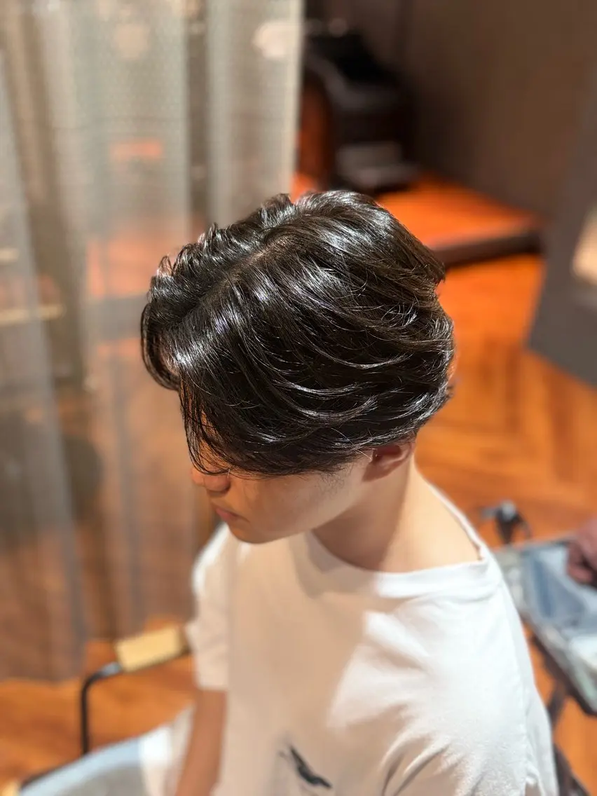 ミディアム メンズ デザインパーマ/ 毛流れカット 堀 綺のヘアスタイル