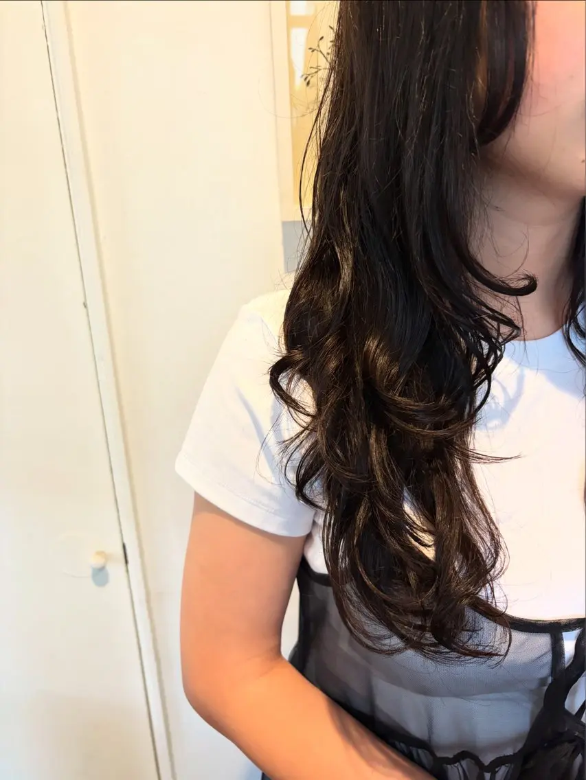 パーマ 塔崎 りこのヘアスタイル