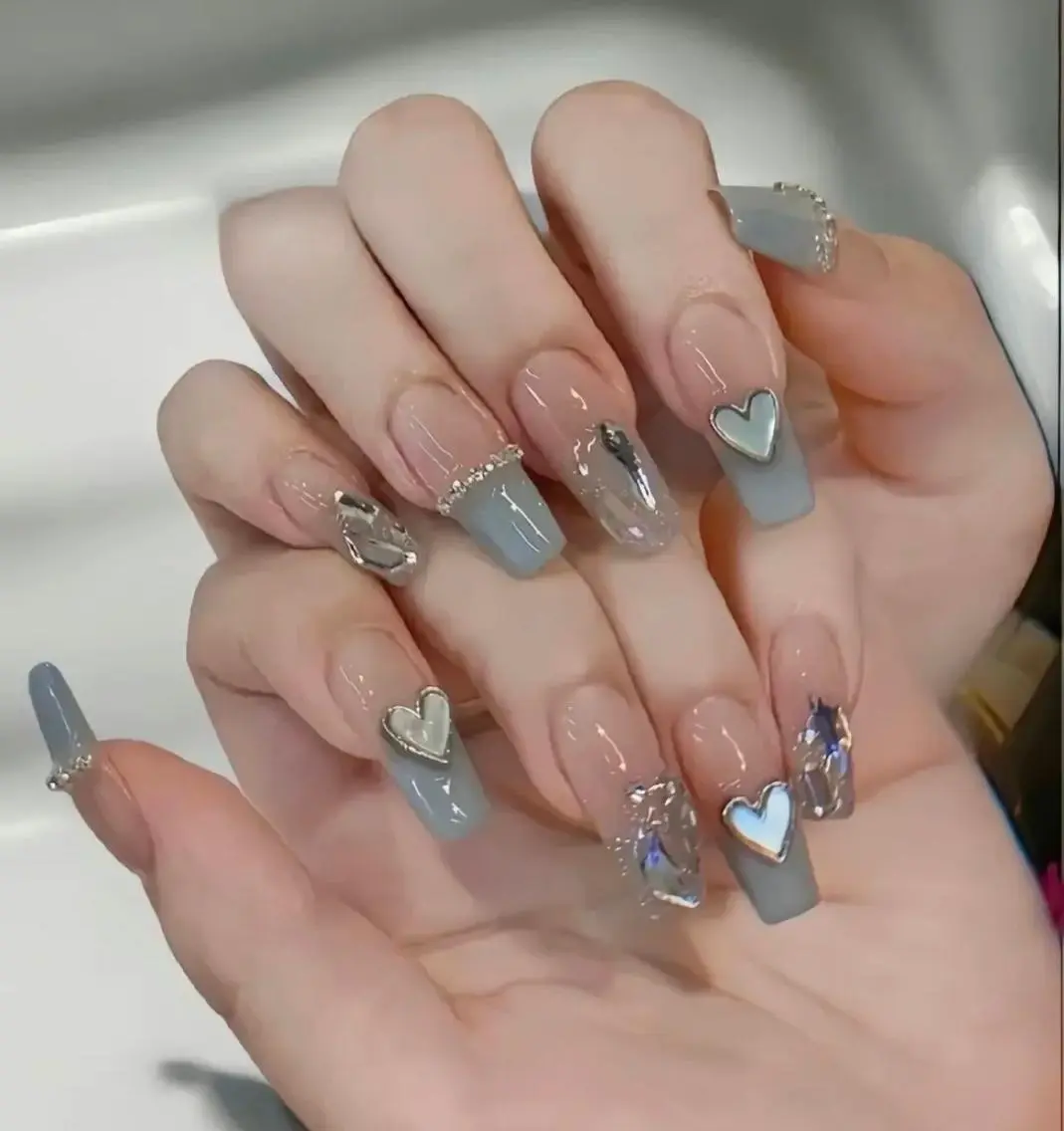 ネイル ハンドネイル 🎀 NaNa_nailのネイルデザイン