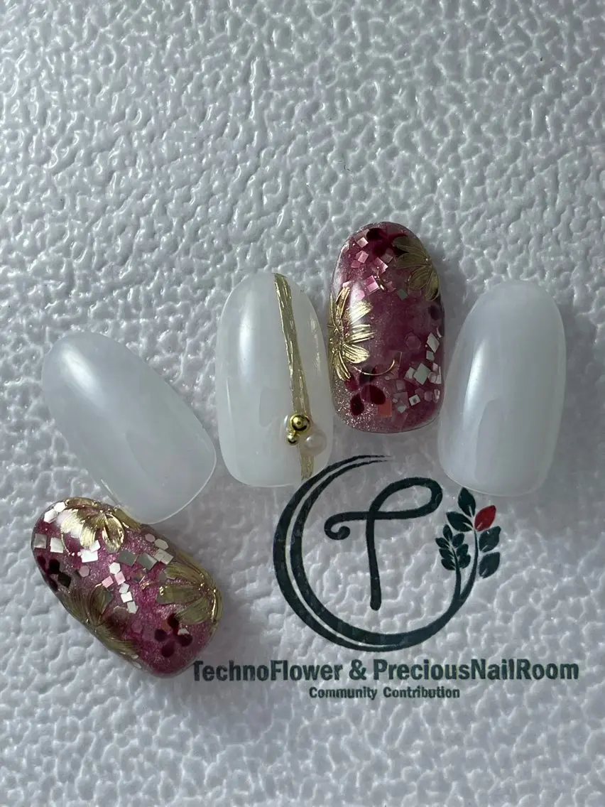 ネイル フラワーネイル precious nail roomのネイルデザイン