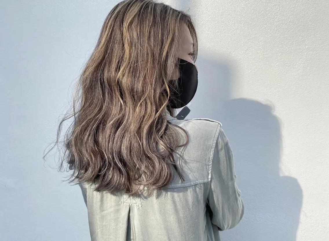 セミロング ハイライト Designer EGGのマツエク・マツパデザイン