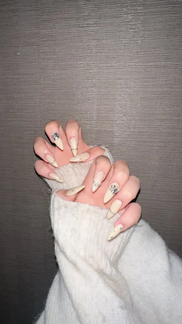 ネイル ハンドネイル tee nailのネイルデザイン