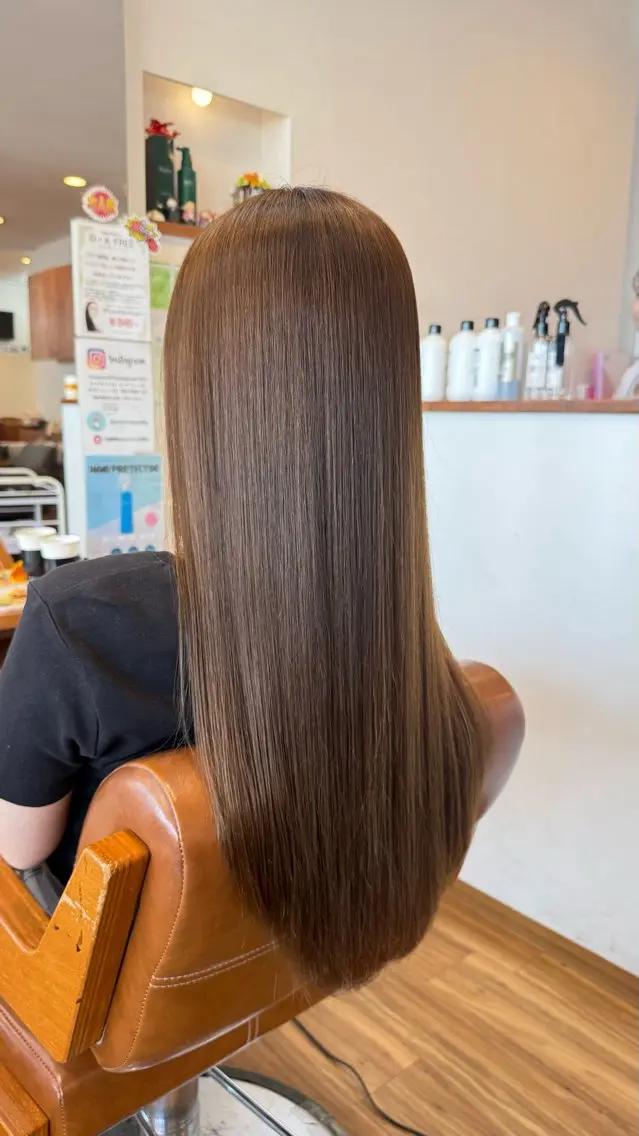 ロング ヘアカラー 心cocoro RISAのヘアスタイル