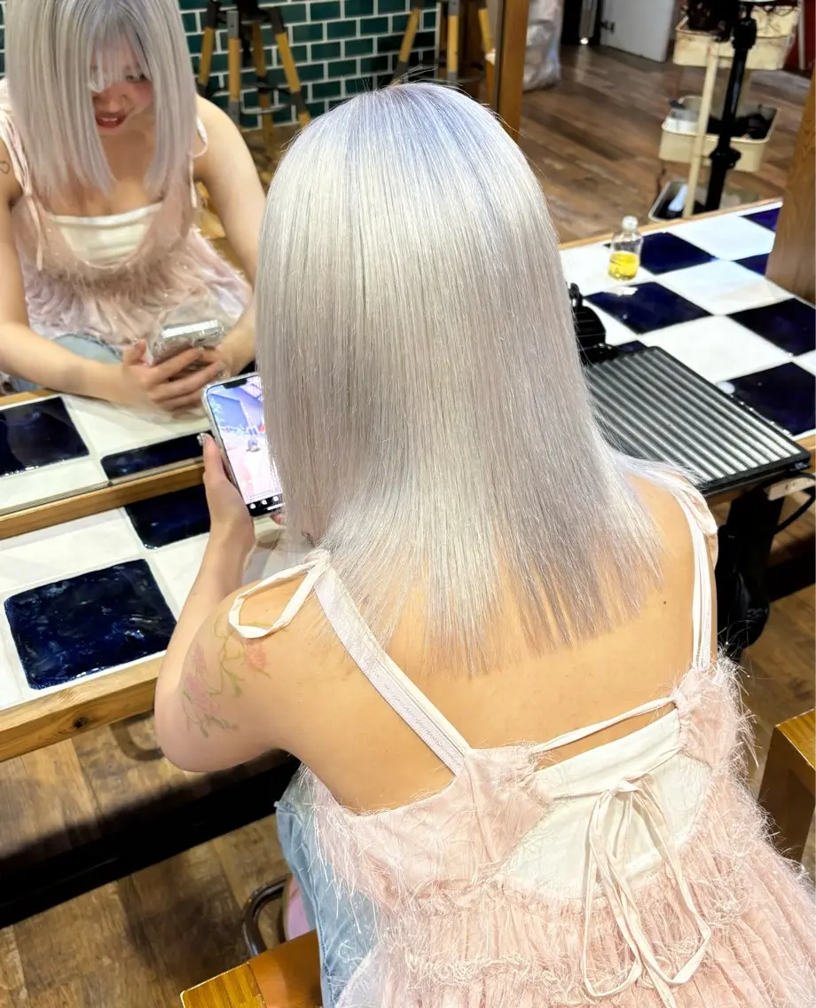 🌟ケアブリーチ× カラー× カット× TOKIO3STEPトリートメントの写真