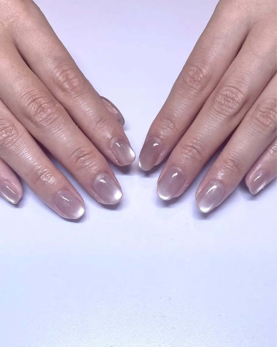 ネイル Rika🌼 シンプル•マグネットのネイルデザイン
