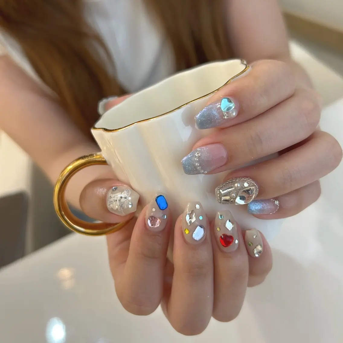 ネイル ハンドネイル ViViA momokaのネイルデザイン