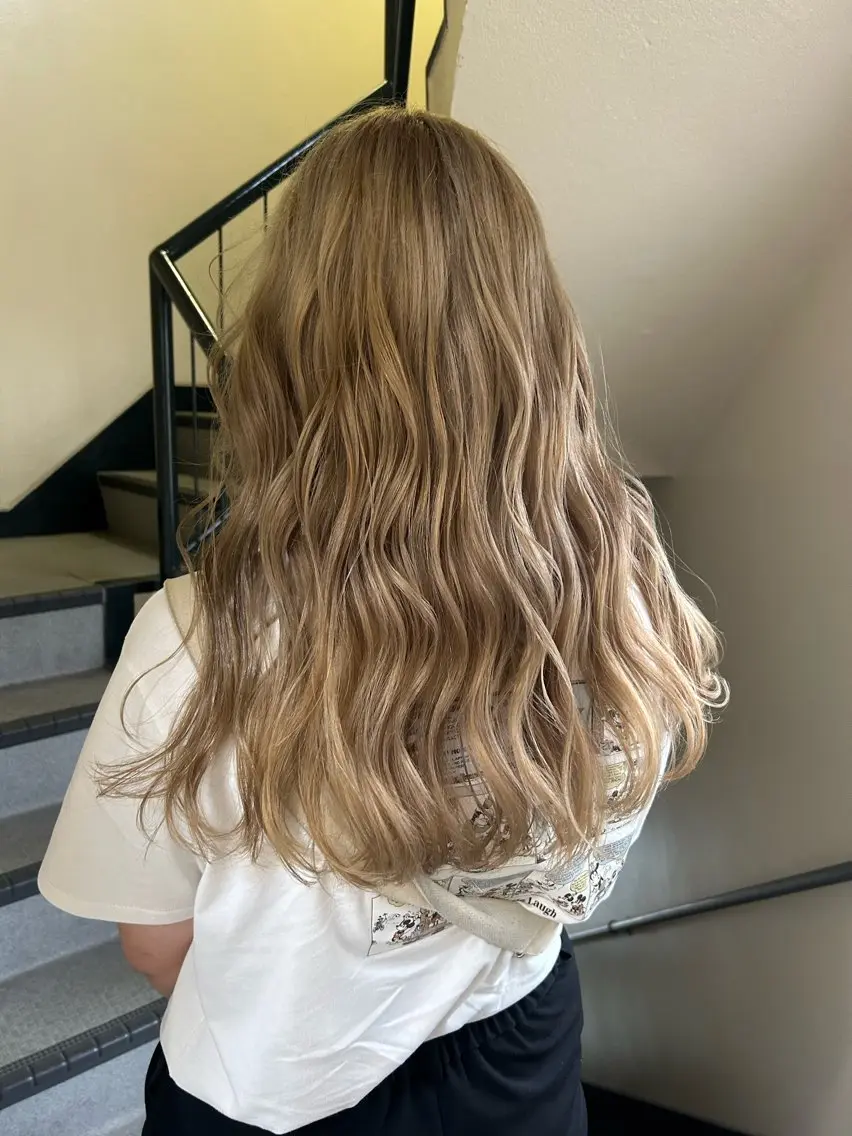 ロング カラー ヘアアレンジ ブリーチ ☕️結【suii.】 ボブ/ヘアセット☕️のヘアスタイル