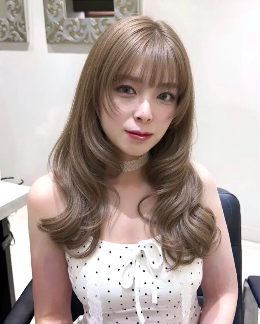 セミロング カット ヘアカラー トリートメント 顔周りレイヤー/ミデ ィアム KANA渋谷のヘアスタイル