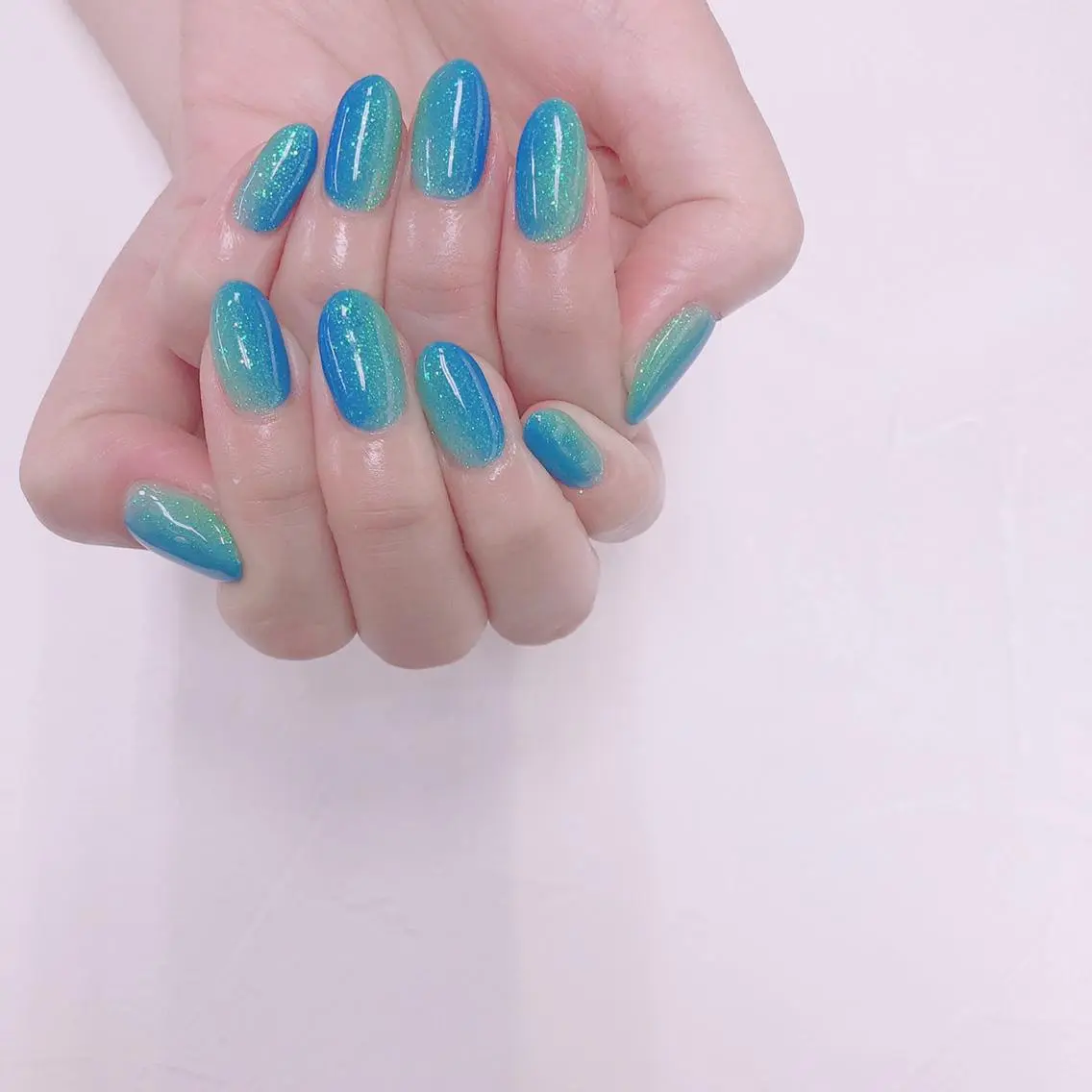 ネイル ブルー グラデーション ハンドネイル ハンドケア FASTNAIL PLUS 新宿店のネイルデザイン