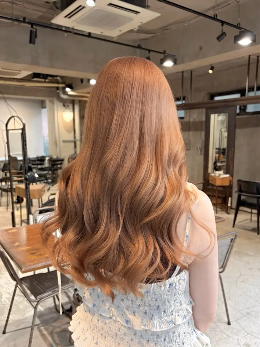 ロング カラー ベージュカラー ブロンド ハイトーンカラー ハイトーンベージュ ミルクティーベージュ カット ヘアカラー トリートメント ヘアセット 似合わせベージュ 🍯ayumi🍯のヘアスタイル